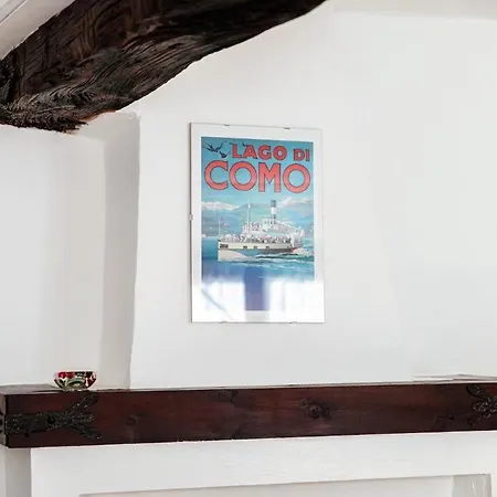 Apartamento Design With Historic Beams Cotto Lombardo *