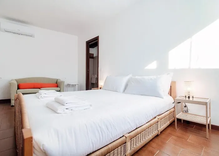 Apartmán Design With Historic Beams Cotto Lombardo Como